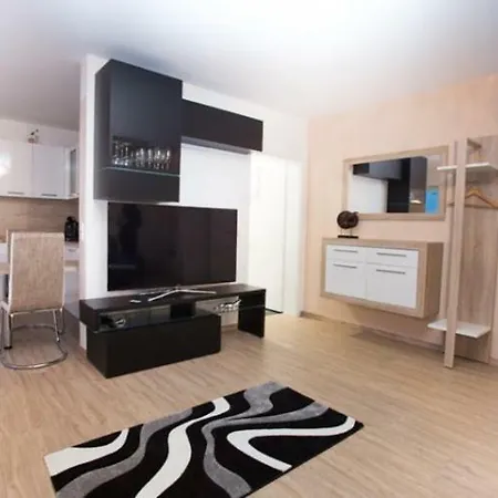 Ferienparadies Amadeus شقة